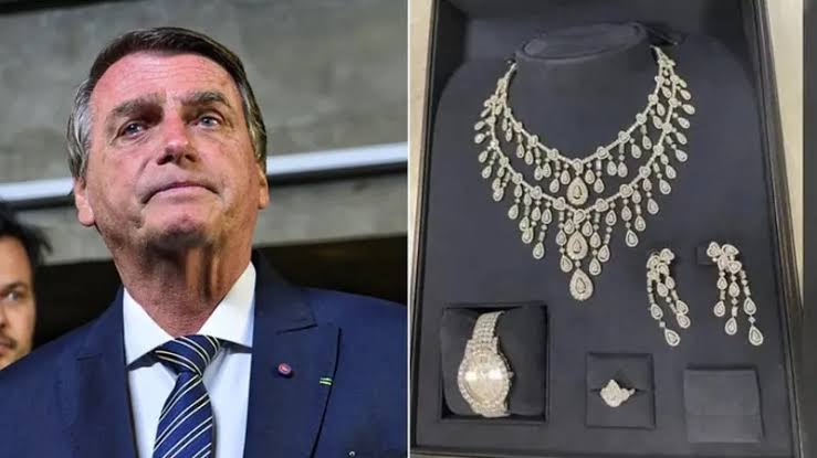 CarlosS48442375's tweet photo. O incrível caso do ladrão que devolveu as jóias roubadas e não foi preso. https://t.co/4Ox8YKr6JZ
