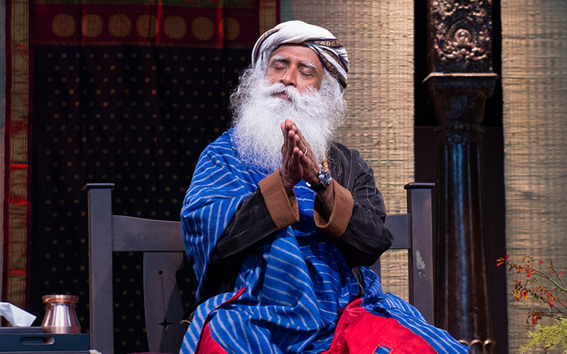 SadhguruJV's tweet photo. Once you touch the non-physical, there is a Sense of Limitlessness to who you are. It is my Wish and my Blessing that each one of you experiences this. #SadhguruQuotes https://t.co/Q2XJAEzdA5