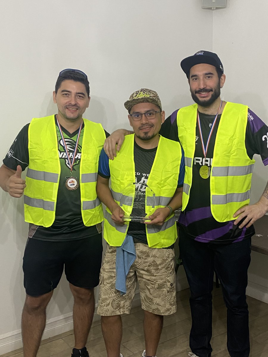 koftchile1's tweet image. Koferos! Tuvimos un fin de semana buenísimo, lleno de risas y competición.

Dejo las postales obtenidas, espero les gusten.

Link fotos:
imgur.com/a/nUK2aRF

#KOFXV #KOF2002UM #CHILE #SNK #LATAM