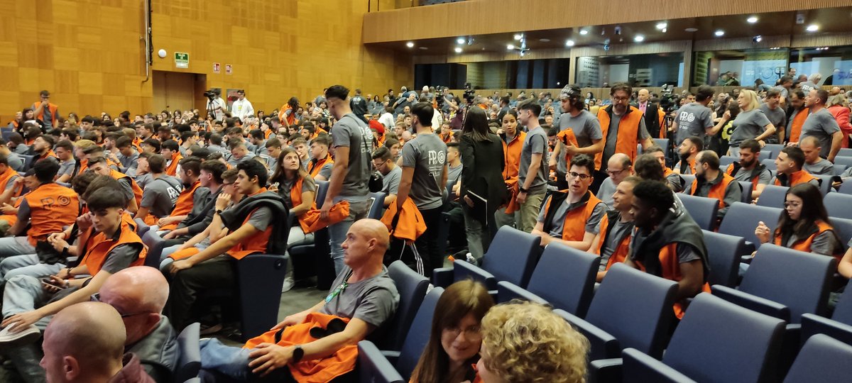 Comienza #CVskills 2023

Ceremonia de inauguración:

youtube.com/live/ywHGAwt3j…