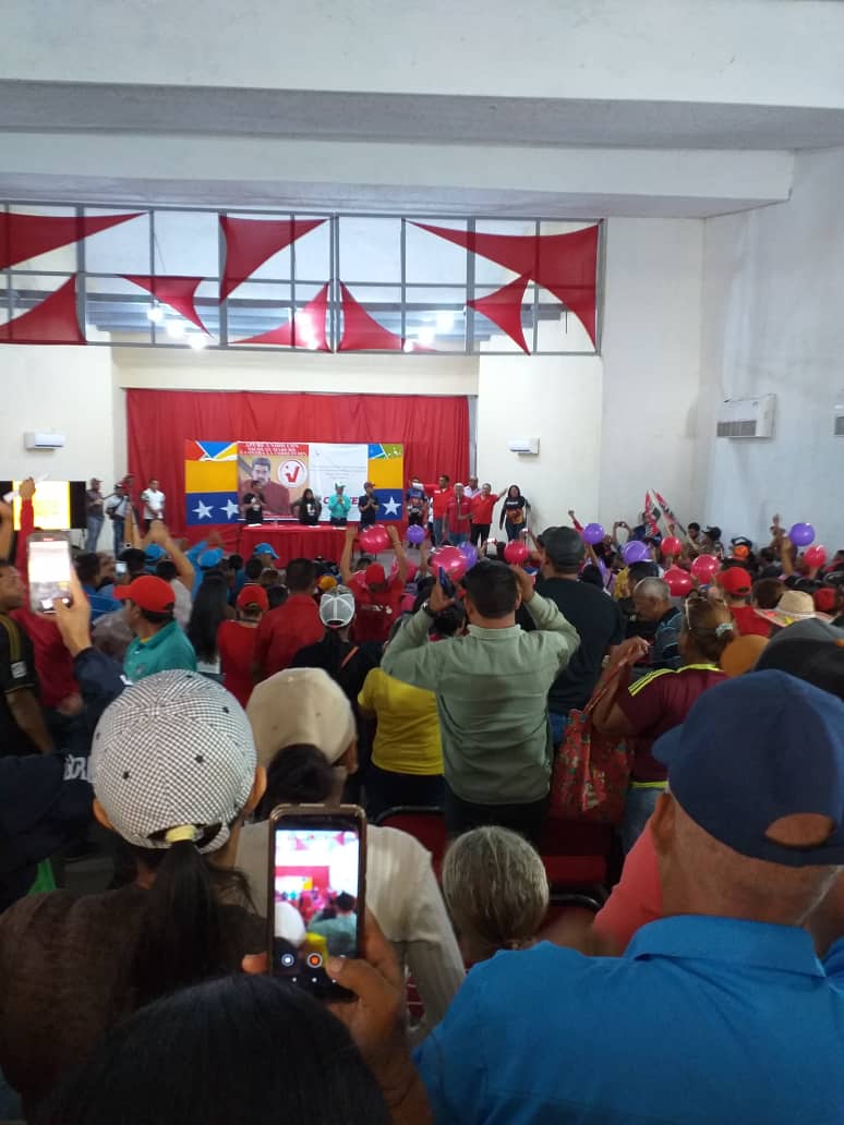 #EnFotos📸||Sunacoop Apure participa en actividades en contra de la corrupción en apoyo irrestricto al Presidente Nicolas Maduro
#NiCorrupcionNiGuarimbas 
<a href="/NicolasMaduro/">Nicolás Maduro</a> 
<a href="/jaarreaza/">Jorge Arreaza M</a>