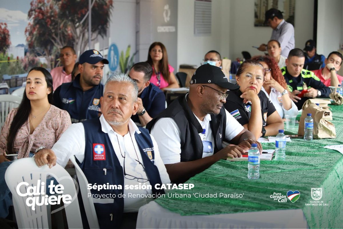 edrucali's tweet photo. Los resultados presentados en la sesión 7⃣ de #CATASEP demuestran la efectividad y el compromiso de la @alcaldiadecali con la transformación del centro.
#RenovaciónUrbana
#CiudadParaíso https://t.co/U4kWz0L08G