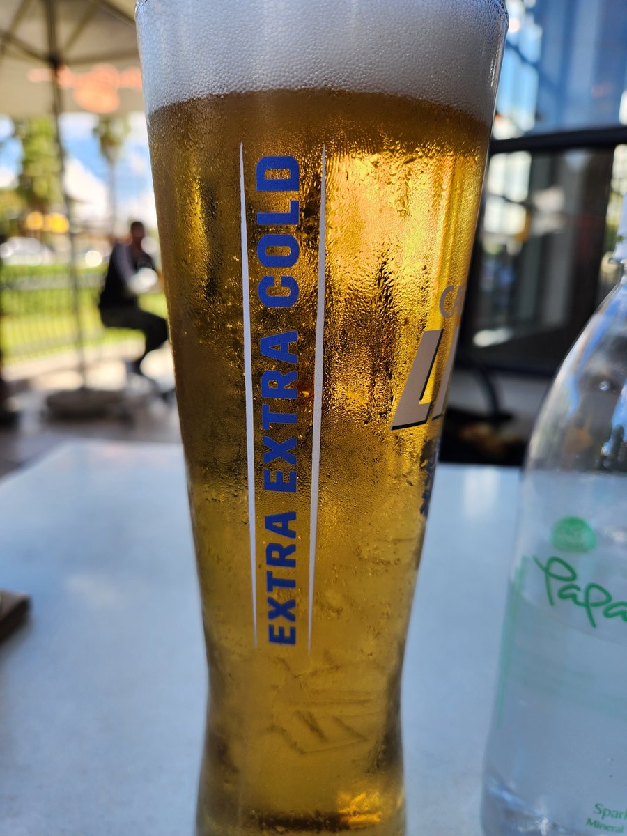 capewinereview's tweet photo. fairly price, good choices 

Americano is good and flavourful, good concentration of toast

Castle Light Draught was ice cold 

#MiguelChan #Sommelier #Africa #Witkoppen #PapaPronto #SouthAfrica #Wine #Gauteng #Johannesburg #Farmall #Italian #Fourways #African #SouthAfrican #Bar https://t.co/5kzKLPqfN9