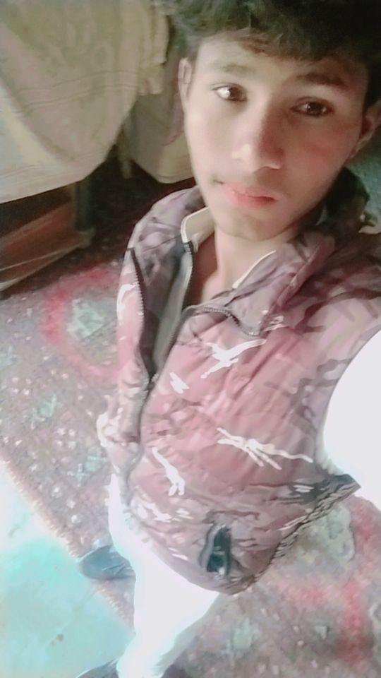 ImranKhanPTI's tweet photo. مجرموں کے گروہ کی زیرِنگرانی قانون کی حکمرانی کا خون اسلام آباد پولیس کے ہاتھوں 3 بچوں، 12 سالہ اسد، 13 سالہ عثمان اور 14 سالہ ثاقب کےتحریک انصاف کے”دہشتگرد“کے طور پر اٹھائے جانے سے ظاہر ہے۔ اب انہیں ہمارے جووینائل قانون کے برخلاف عدالتی ریمانڈ پر جیل بھجوا دیا گیاہے۔ https://t.co/XcBBMQAJni