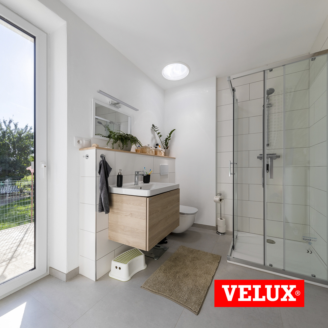 VeluxLat's tweet photo. Sabemos que los ambientes con luz natural pueden mejorar nuestra calidad de vida 💛 Al mismo tiempo nuestros espacios se ven maravillosos.
¡Mira este increíble cuarto de baño repleto de luz! 🌞
Inspírate aquí; 👉 https://t.co/jLSPynbTfM
#velux #veluxtransformingspaces https://t.co/gQw17R3oHV