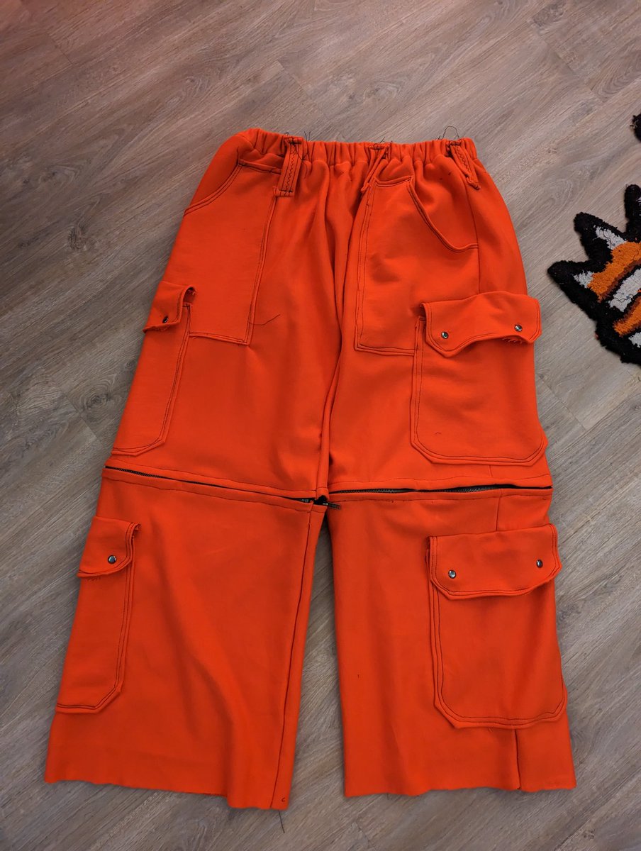 notmagicfox's tweet photo. Proto back cross oversize cargos pant / pantalon non fini/ https://t.co/mkpqLYrHfO