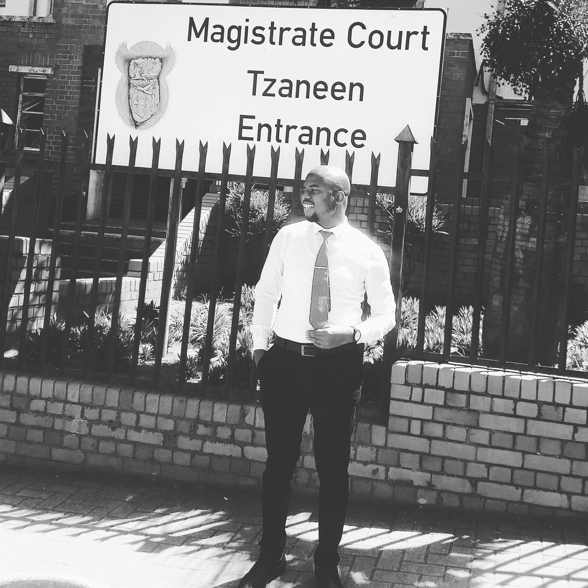 Mad_Jac01's tweet photo. The one time a legal alien invaded the Tzaneen territory ⚖⚖ https://t.co/dsz35zwA6W