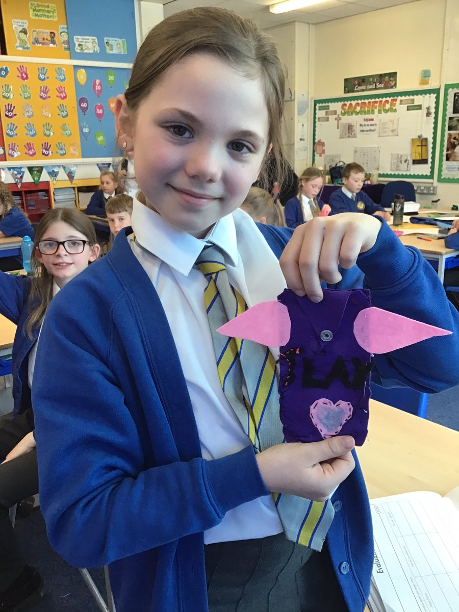 StPPPrimaryY5's tweet photo. Completing our Design Technology topic this week.
We now need to evaluate our designs later in the week.
#designersofthefuture #designtechnology #feltphonecases #Y5DT https://t.co/nve3vxZ0Ql
