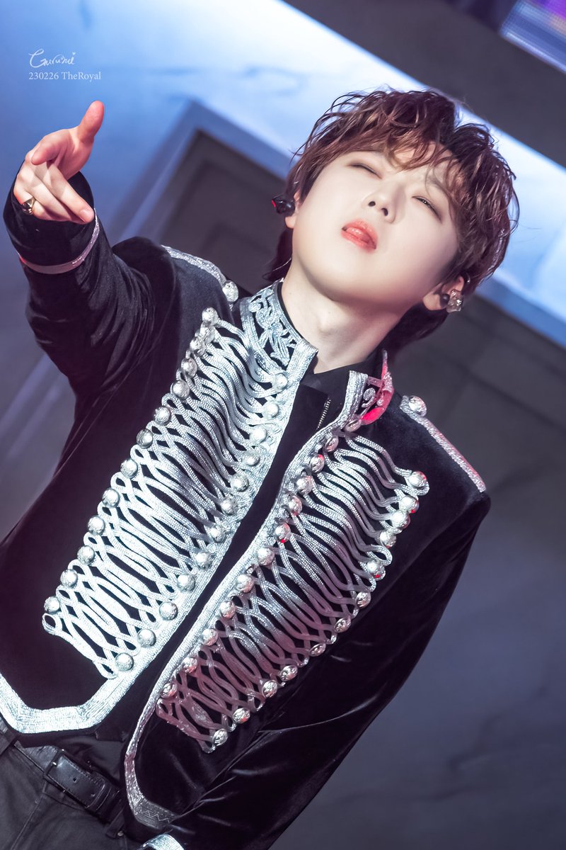 gurumi_photos's tweet photo. 230226 로얄콘서트 : The Palace of Forestella in Seoul ENCORE

#포레스텔라  #Forestella 
#강형호  #KangHyungho  

- https://t.co/1m1lFu1Otj