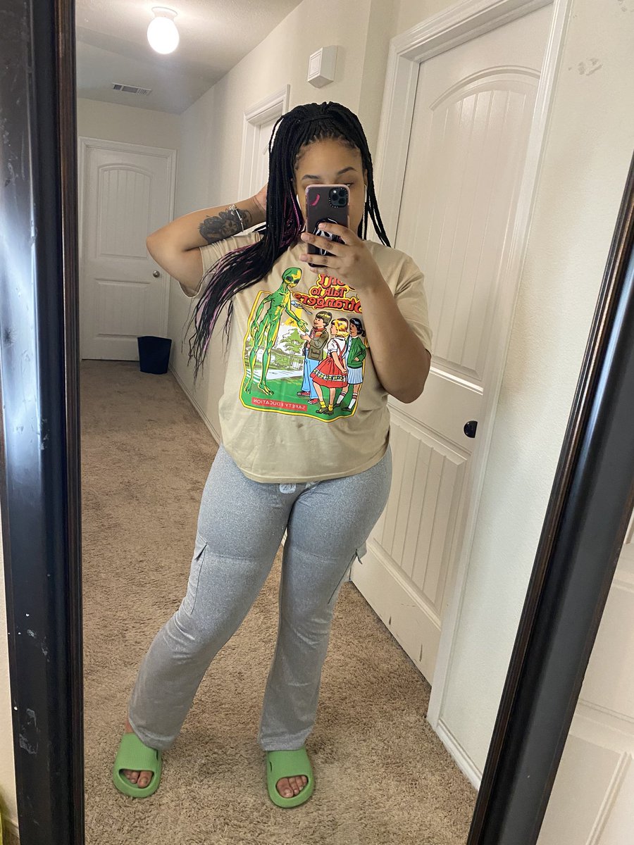 cece (@biigcece) on Twitter photo 