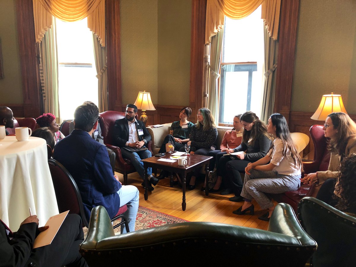 QEScholars tweet media