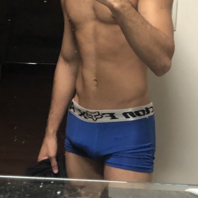 Alanrocha1111's tweet photo. #NovaFotoDePerfil https://t.co/ZdCvQYLxRF