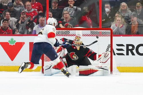The Florida Panthers vs Ottawa Senators are set to face off tonight in what promises to be an exciting matchup. Who will win? tell us your opinion.  
#NHL #Senators #Panthers
https://t.co/xhtZ9ZfgKB https://t.co/PeYoltipUE