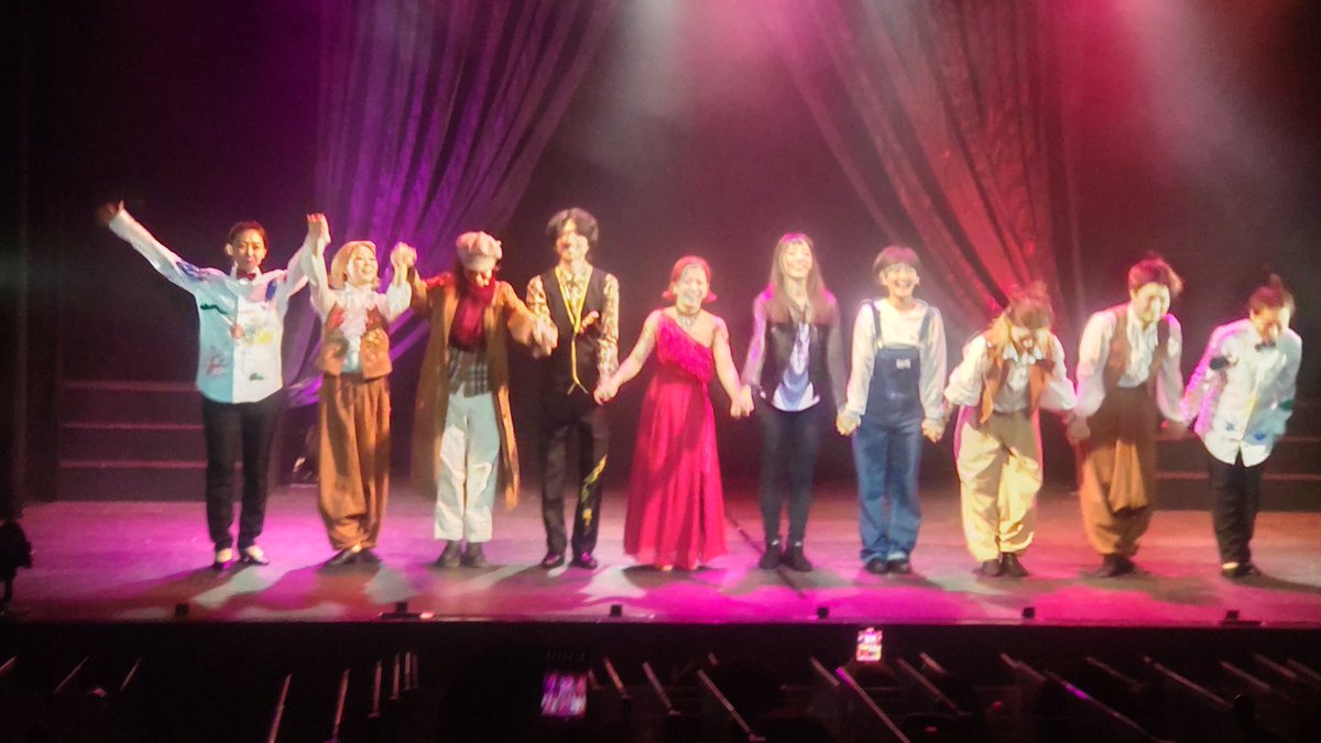 PRiM0Uh2xoUd9Ak's tweet photo. #中村江利奈 さんダンサー出演の舞台 #theOnce 観劇
星の王子様モチーフで江利奈さんは分身の術さながら何役も登場
特に惹かれたのはバラとヘビのパフォーマンス
ああいう「人でないもの」の表現が好きと気づいたが #アルケミスト なり #ヤマガヒ なり彼女はいつもそれがとても魅力的
次の舞台も楽しみ https://t.co/ZKkaa2v89O