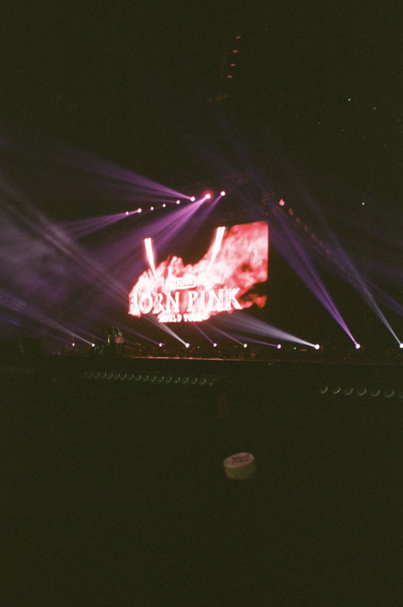 ninishootsfilm's tweet photo. born pink day one - blackpink on film

a thread:

#BORNPINKinManila_BulacanD1
#BORNPINKinMANILA_BULACAN
#BLACKPINK https://t.co/KDGGfFf8Bv