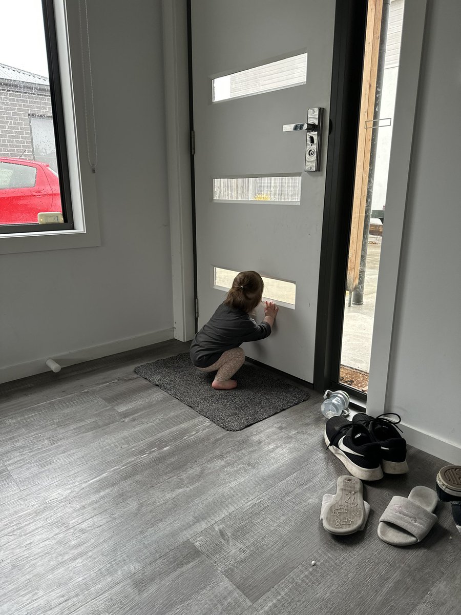 kjtalb's tweet photo. Literally any time her dad leaves the house https://t.co/KN295kAKck
