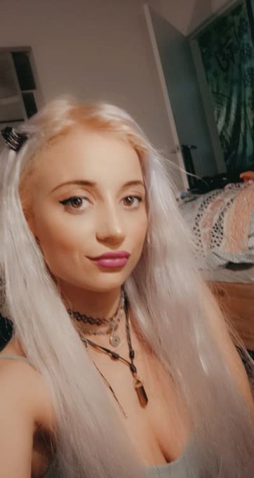 Cum play with me  https://t.co/xFEVpR5HXY  - you find me on Realbabes - https://t.co/aTpTN6qn6j
