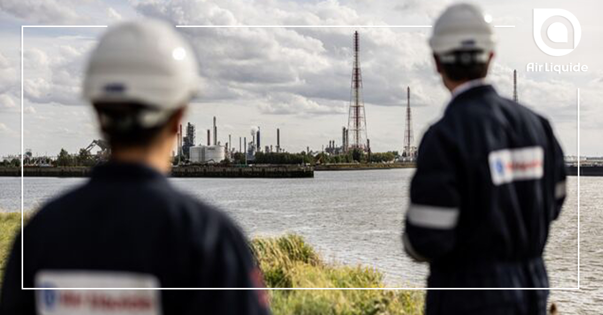 To implement and scale up the sustainable integration of hydrogen for decarbonizing inland waterway transport on the Rhine, a swappable compressed hydrogen container system approach is considered most useful on short and mid-term. 🛥️
rh2ine.eu