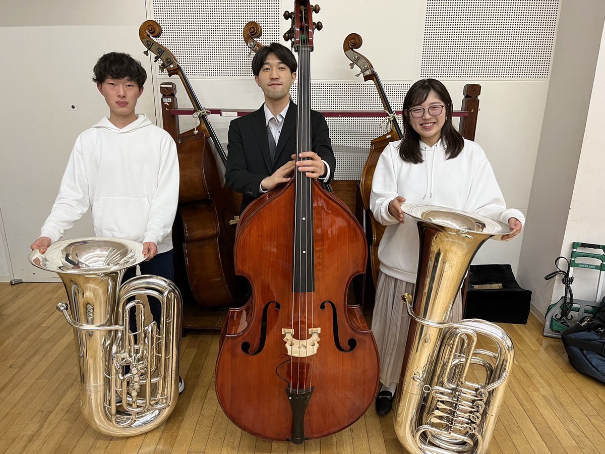 Kwind_ensemble's tweet photo. 第1回定期演奏会まで"あと3日"🎼
本日は【低音パート】【パーカッションパート】です🥁✨
全体を支えてくれる重要な皆様です💪
本番も安定した2セクションに期待です✨
30日麻生市民館でお会いしましょう🌈 https://t.co/q6ydMjW8Ss