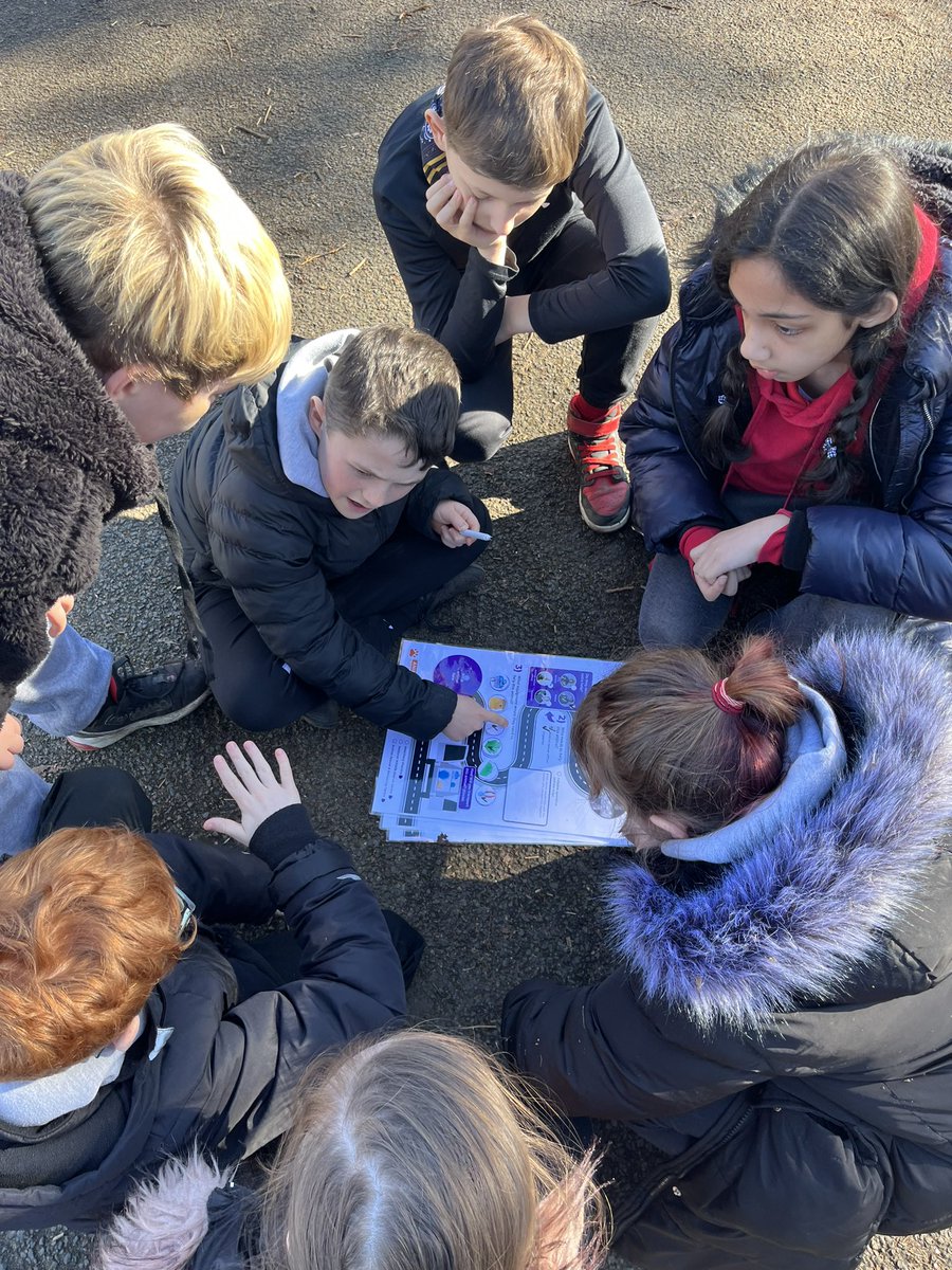 MidCalder_PS's tweet photo. Thanks Hannah for the amazing workshop - animal adventures. P6 loved learning about the importance of animal safety and how to help animals in need. #AnimalWise #ScottishSPCA @ScottishSPCA #MCPSP6 https://t.co/yDG2gxVu9Z