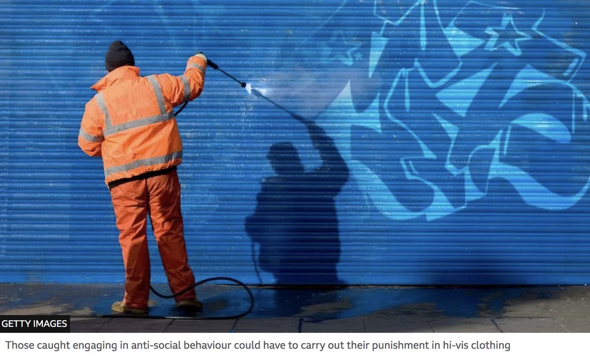 wtfisgoingonpod's tweet photo. "People who vandalise public spaces will have to repair the damage they cause within 48 hours of being given an order."
Great news! Looking forward to the head of Southern Water having to put on a hi-vis jacket and clean up the shit that's been dumped on our beaches... #YeahRight https://t.co/RRlDPc4fq0