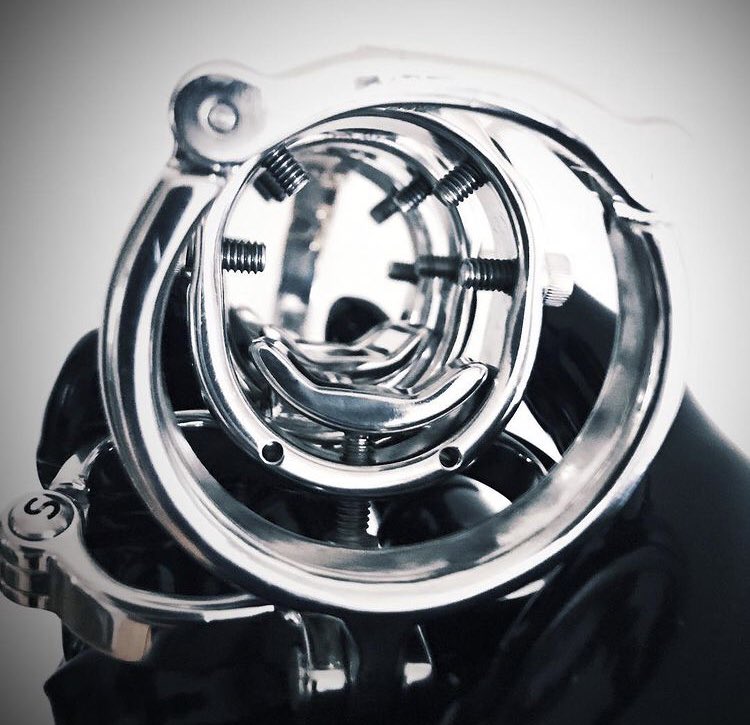 MasterAruso's tweet photo. Finde dich mit deinem Schicksal ab du weißt, die Keuschhe*t ist stets zu deinem Besten, Sklave.

#sklave #chastity #cage #chastitycuck #findom #master #chastitycage https://t.co/0HeZPOgiiJ