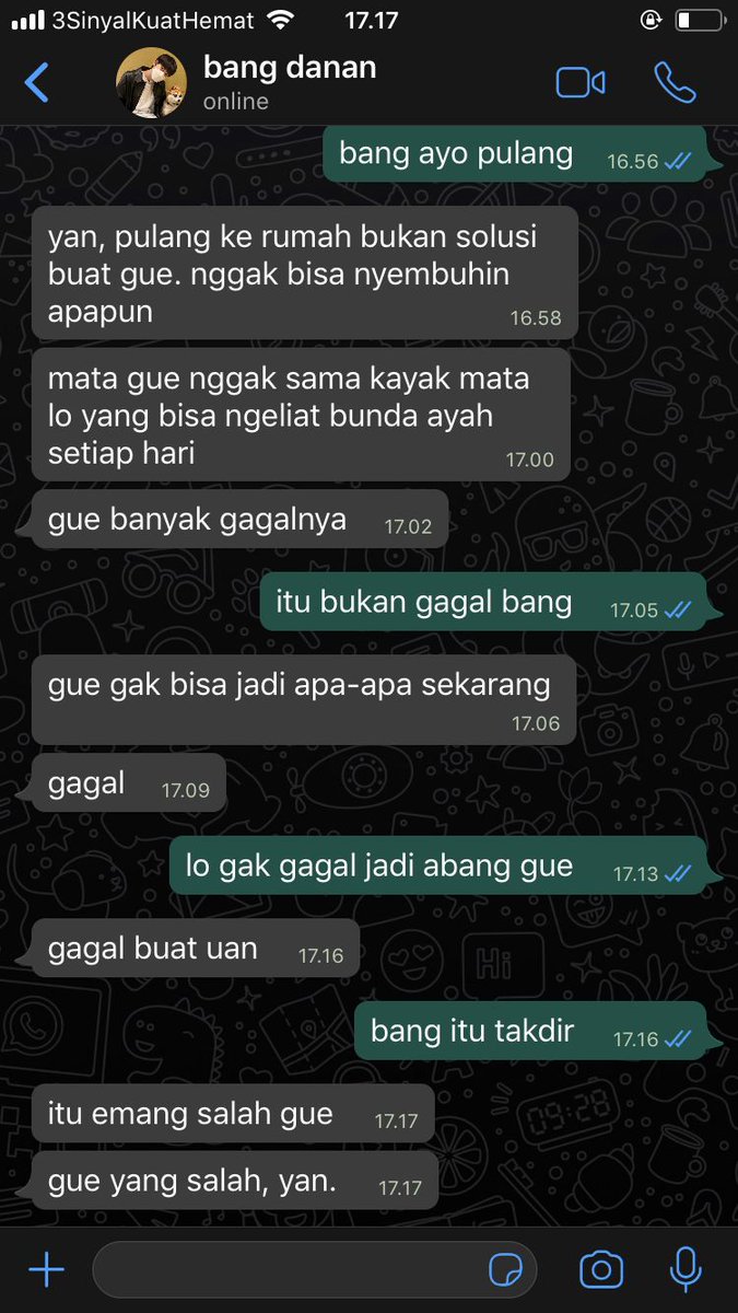 armaraher's tweet photo. the final chapter; iyan bukan anak tengah

doyoung renjun one tweet au https://t.co/pQSRXD8rHQ