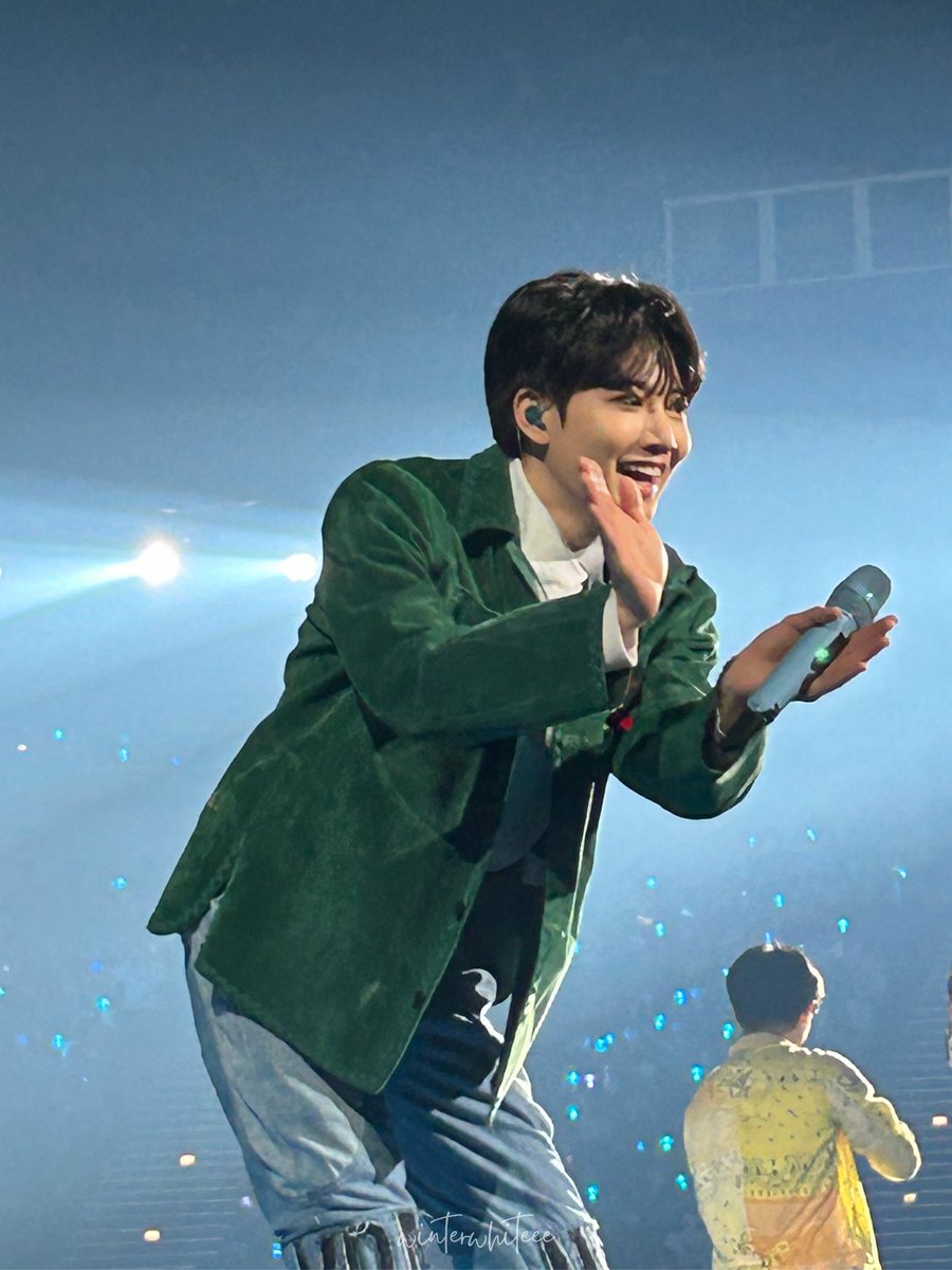 winterwhiteee's tweet photo. 항상 겸손한 규💫

#JUNKYU #준규 #KIMJUNKYU #김준규
#TREASURE #트레저
#TREASURE_HELLO_ASIA_TOUR https://t.co/woFePfNvKx