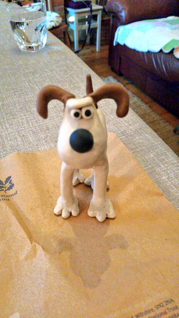 Cinders_2001's tweet photo. Just now @SimonParkinTV You were asking for links to #WallaceAndGromit In 2019 Daughter went to #MontecuteHouse and created a plasticine Gromit as part of the Wallace & Gromit 30th anniversary
She was taught by one of the #Ardman team who made the real Gromits
Here is her one! https://t.co/4y02rb1dmL