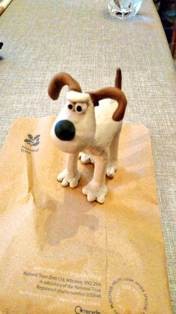 Cinders_2001's tweet photo. Just now @SimonParkinTV You were asking for links to #WallaceAndGromit In 2019 Daughter went to #MontecuteHouse and created a plasticine Gromit as part of the Wallace & Gromit 30th anniversary
She was taught by one of the #Ardman team who made the real Gromits
Here is her one! https://t.co/4y02rb1dmL