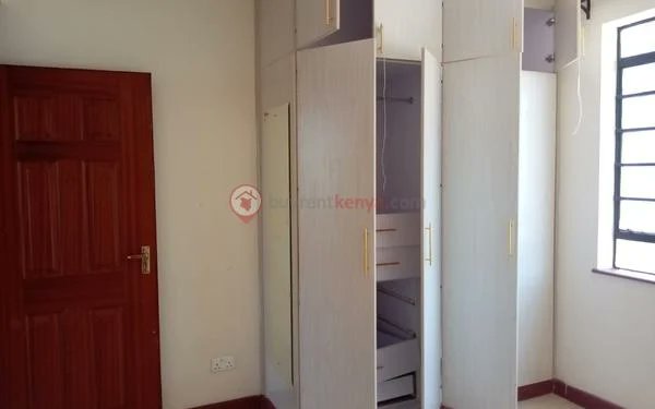 #MainaAndKingangi- Master en-suite
-Spacious rooms with wardrobes
-Spacious kitchen fitted with adequate storage cabinets.
-Sitting room with a balcony
-Accessible from Gate way mall

Price 8.5M negotiable

Call Miriam today for viewing and offers on 0700486927.