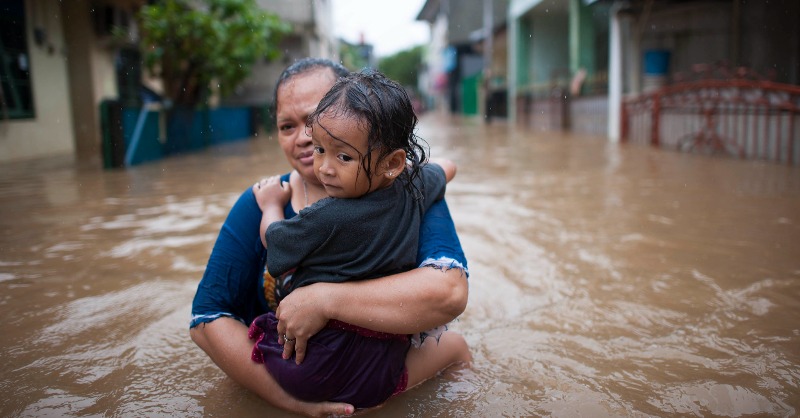 UNFCCC's tweet photo. "A new chapter in our solidarity with the world’s most vulnerable people."

Last year, countries took the historic decision to create a #LossAndDamage fund.

Today, the committee tasked with operationalizing the fund met for the 1st time.

Read the speech by @simonstiell 👇