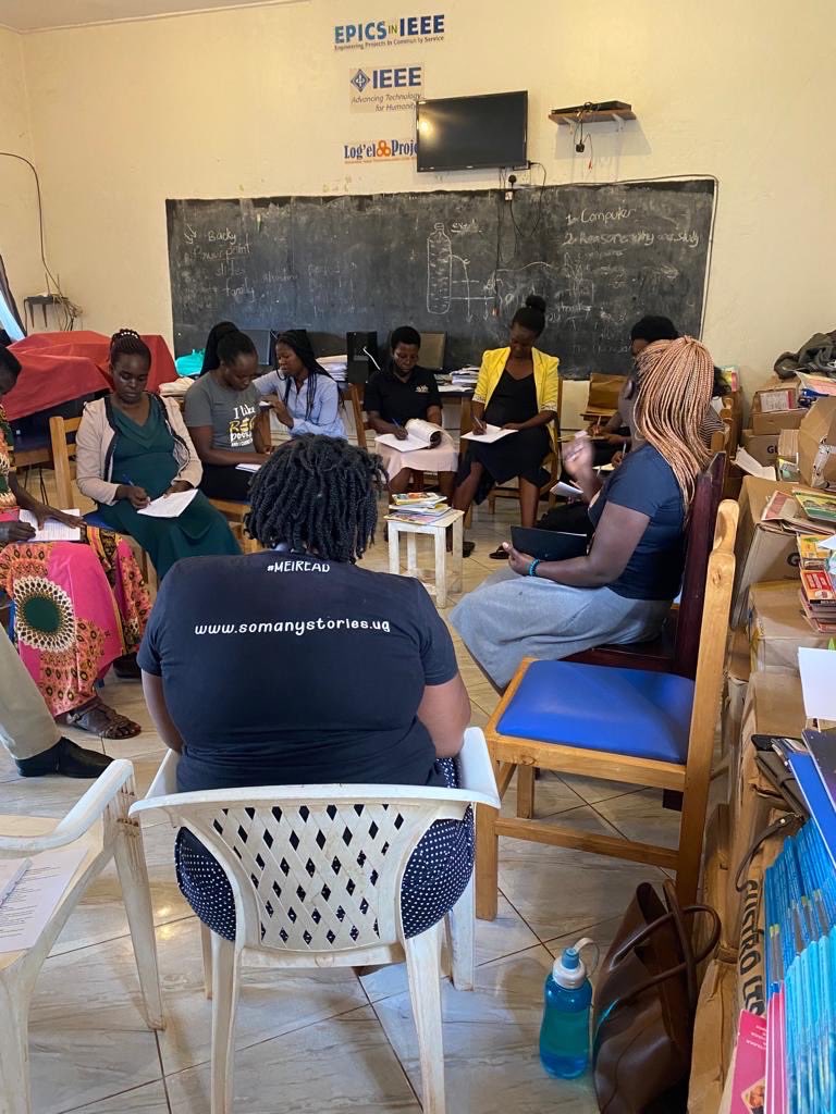 SoooManyStories's tweet photo. Our vision is to raise children that love to read. ✨
 
We hope to achieve this through various avenues. In addition to our individual library subscriptions, we also reach children through schools.🚌

#bookedug
#sooomanystories
#outreachprojects
#childrenslibrary https://t.co/Y1sepRx9bO