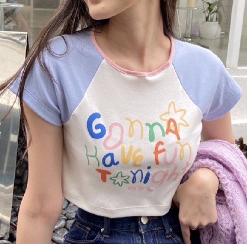 grrrrr7951's tweet photo. เสื้อครอปnineties design ส่งต่อ250รวมส่งค้าบบ ได้มา390🥹 💞 ขอดูรูปพตได้ค้าบ #ส่งต่อ #ส่งต่อเสื้อผ้า #vghbkk #ส่งต่อvghbkk https://t.co/mqkuPZEpUF