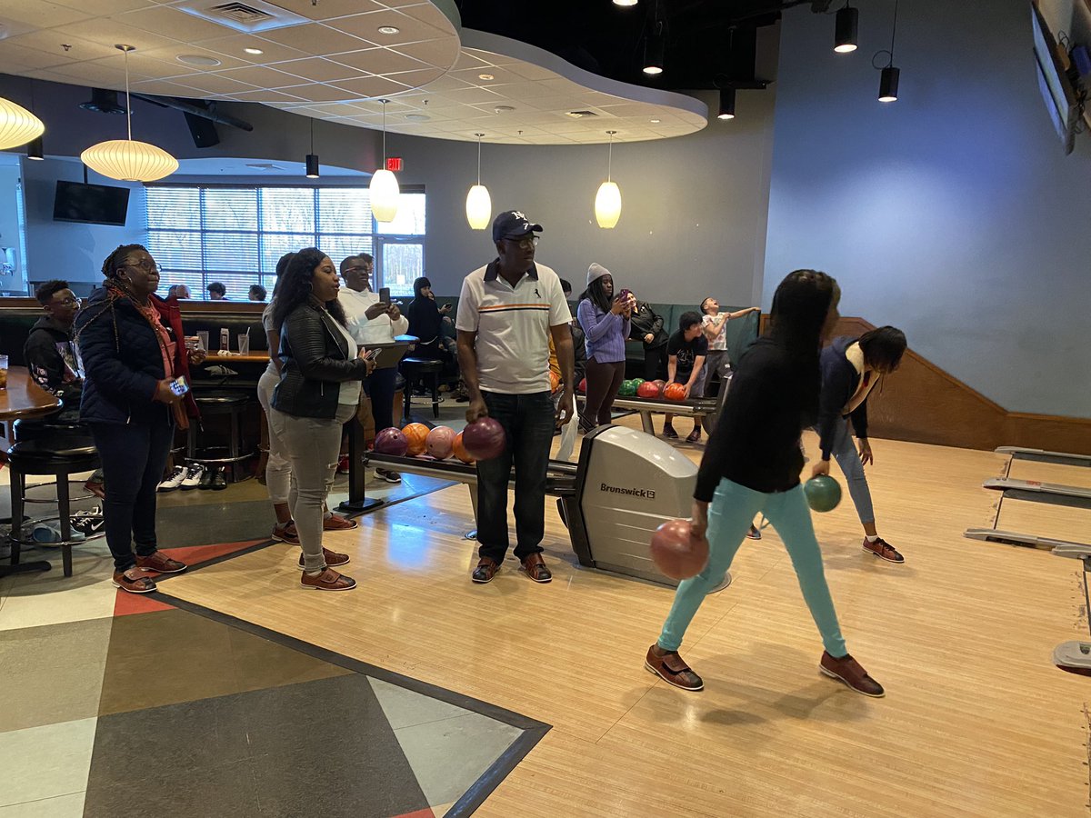 JodiAnnDouglas1's tweet photo. On our second meet up we had fun bowling, eating and lyming. Thanks to our Ambassador Teachers who made this possible. It’s always a pleasure seeing them. @ParticipateLrng #UnitingOurWorld #connectioncoordinator https://t.co/9ytMRoE5z3