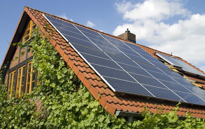 darrenculbreath's tweet image. Exciting news for Spruce Power as they acquire over 22,500 residential solar contracts in their largest inorganic growth investment yet! 🌞🏡 #solarpower #distributedgeneration #cleanenergy u.eblz.co/VLiCCXVmUX