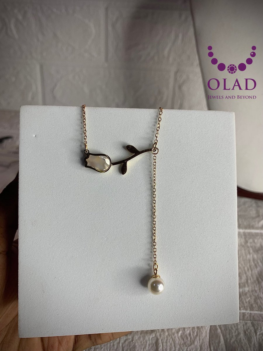 oladjewels's tweet photo. If you had to gift a friend one of these which would it be? 😊 🎁 

Frame 1: 4000
Frame 2: 2500
Frame 3: 2500
Frame 4: 1500

All necklaces available as seen💐

Location: OAU, Ife

#BBTitans #ASUU #OAUTwitter https://t.co/WENXOCmNXf