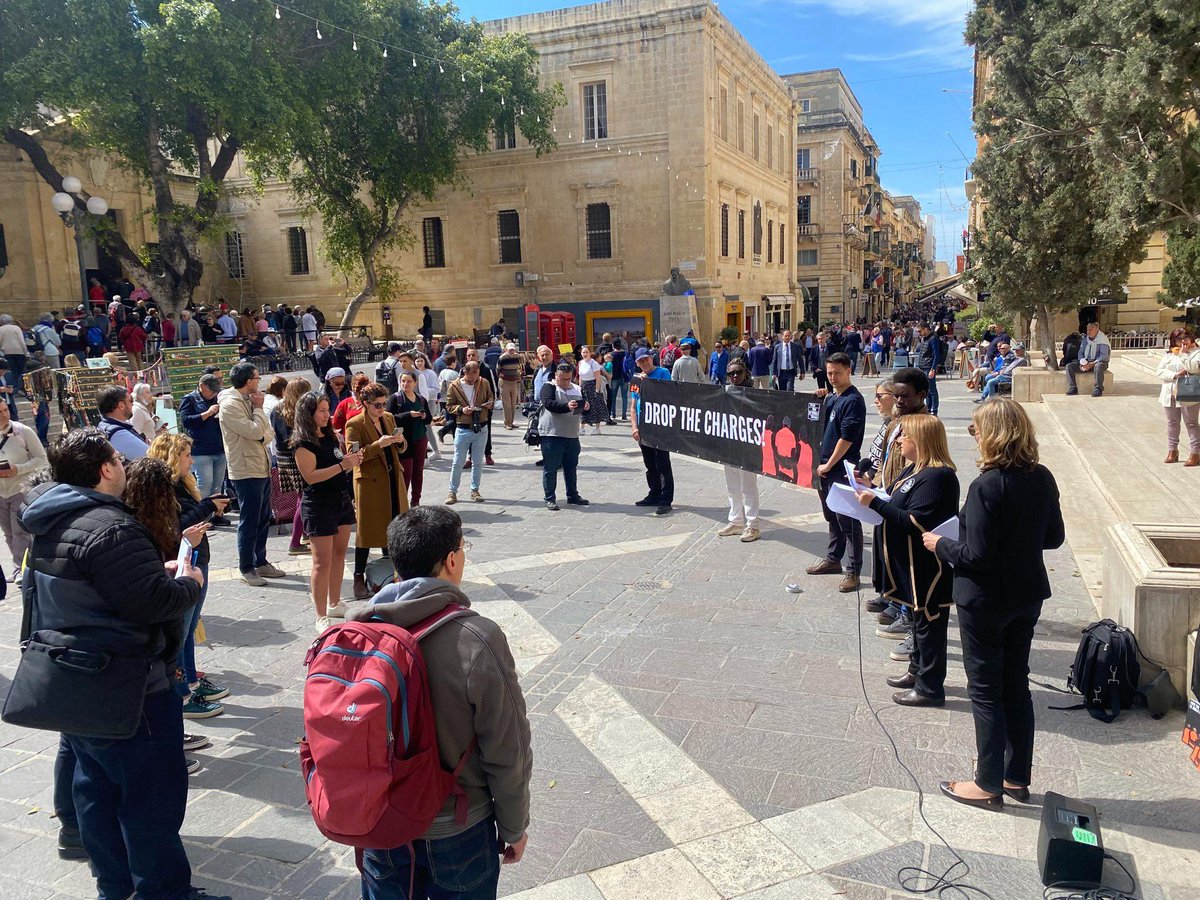 Today we all gathered in front the #Maltese court to denounce the #Trial of the @ElHiblu3. Who for years have been accused of terrorism because they refused to be pushed back to the #Libyan #detention camps. 

4 years under #unfair justice system, prisons, and renewed Traumas.
