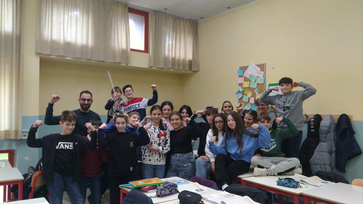 ennesimoFF's tweet photo. l'Ennesimo fa sbarcare gli alieni a #Fiorano 

La IA dell'Ist. Bursi vince il contest di #EnnesimoAcademy Incipit e trascorrerà 2 giorni sul set con il regista francese #ThomasSchoy

https://t.co/rKNxGtmv33 https://t.co/lh9wR3he6d