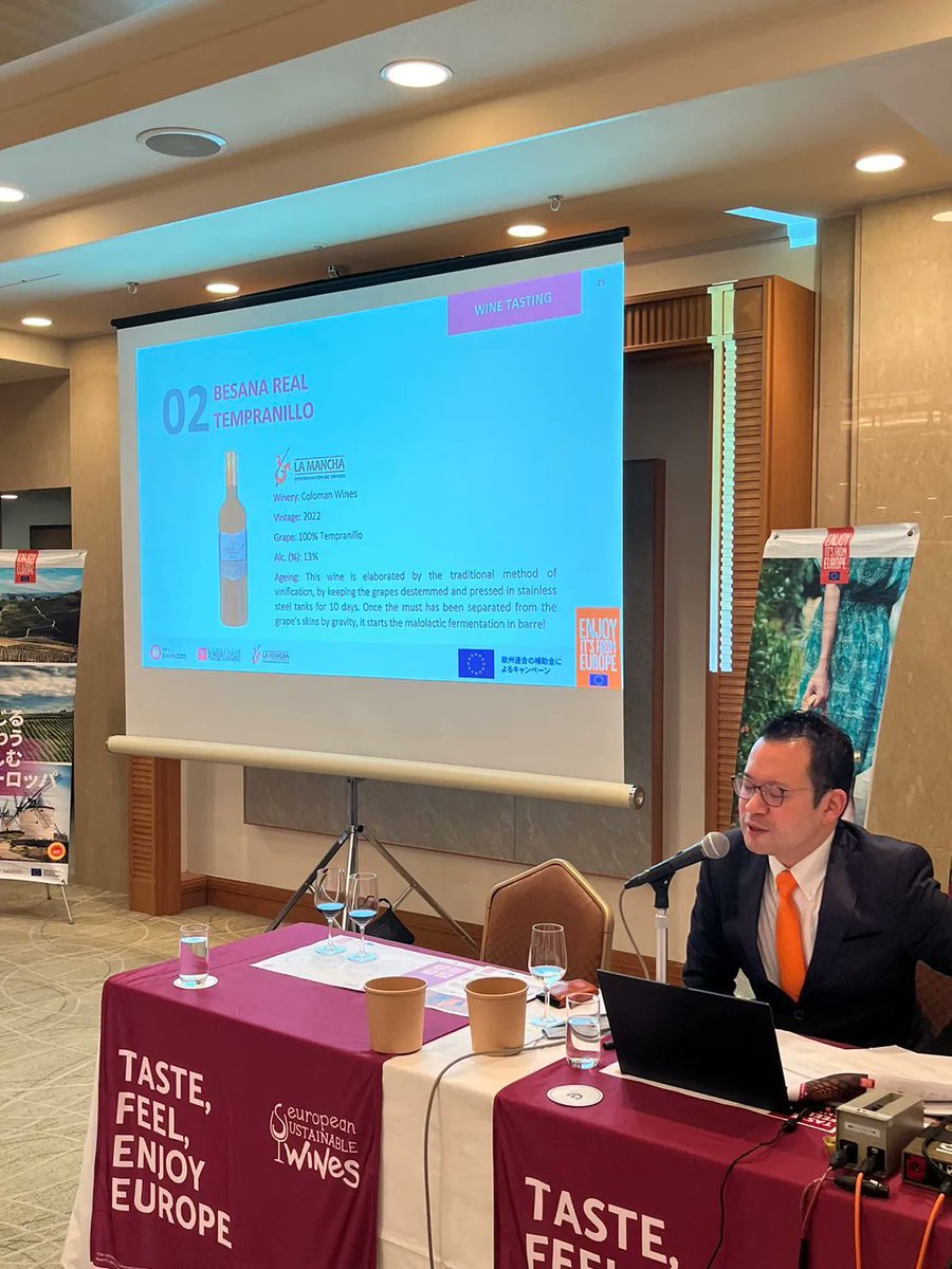 Nuestro Besana Real Tempranillo estuvo presente en un seminario en Japón sobre vinos europeos de calidad, un gran honor para nuestra marca.
Recuerda que puedes comprarlo en nuestra tienda online:
buff.ly/3TKTYDM