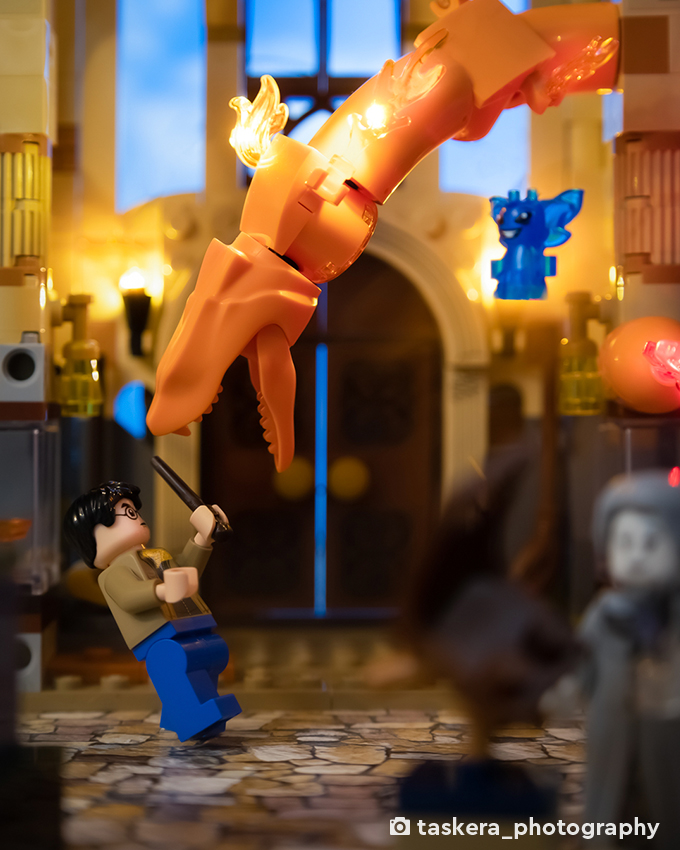 LEGO_Group's tweet photo. Let the magic begin 🪄✨
 
📸: @taskera_photo and Toy Story Yana from @HeyBrickcentral 
 
#LEGO #AFOL #Brickfilm #HarryPotter #RoomOfRequirement https://t.co/U8TytAL74r