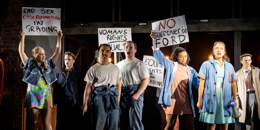 Happy World Theatre Day! 🌍 🎭

Today, we celebrate all the incredible people working in theatre, and the enduring power of the art form in our lives and culture. 

📸 Stephen Glass