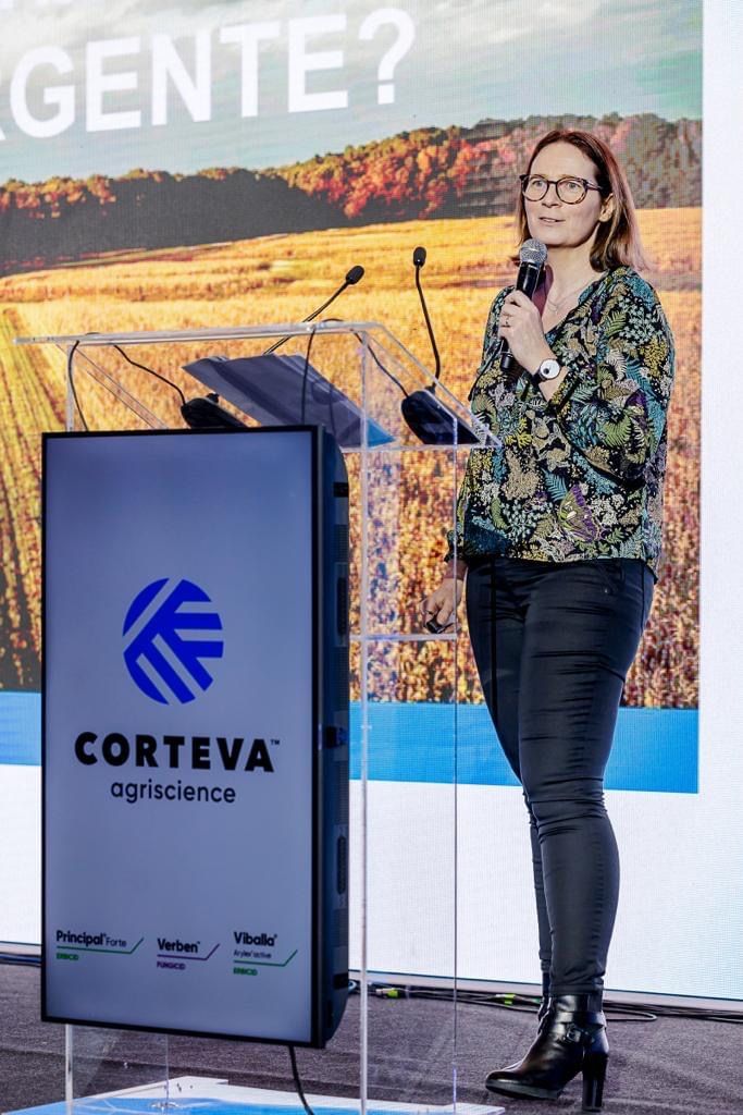 MonicaSorribas_'s tweet photo. Great news - Corteva has launched three new products for the Romanian market - #Viballa® and #Principal®Forte herbicides and #Verben™ fungicide are now available – to support farmers with best-in-class innovative solutions.
#TogetherWeGrow https://t.co/KRt14s0W65