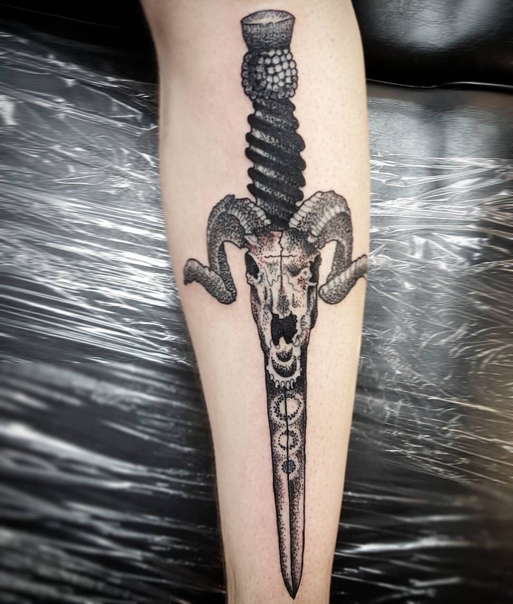 BDaggerTattoo's tweet photo. Our artists have a wide range of styles to choose from, so you're sure to find something you love. #BDTattoo #tatto #dagger #BlackDaggerTattoo https://t.co/HVpJSCuuY6