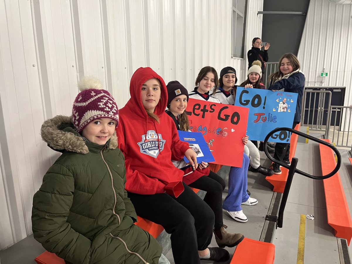Female CBR Renegades tweet media