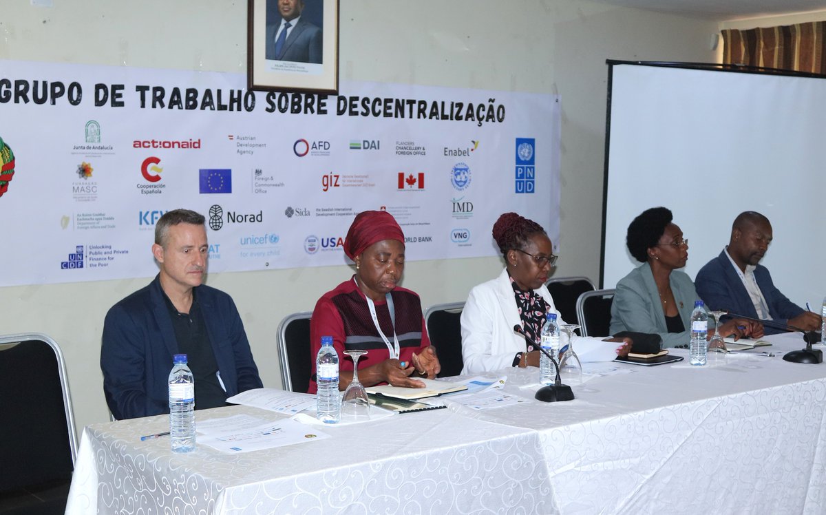 UNDPMozambique's tweet photo. ✅In Niassa #DWG noted #progress in the implementation of the new #Decentralization mechanism including increasing #municipalization & the need to prioritize the transfer of #sectorcompetencies accompanied by a strengthening of #humancapacity & #financialresources. https://t.co/d5Rmz2snly