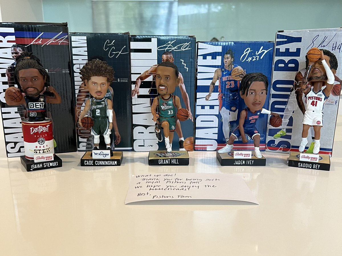 Shout-out to @DetroitPistons for hooking me up with this set of bobble-heads! Legit so fire 🔥🔥🔥🔥