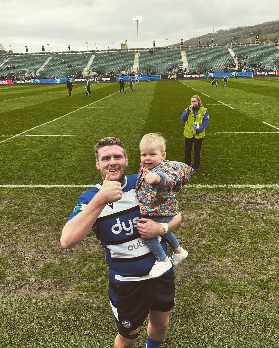 Niall Annett tweet media