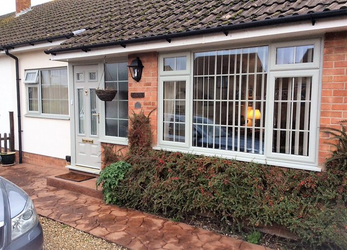 MajDesignsUK's tweet photo. We helped transform the look of this #Somerset property with new high security Agate Grey A+14 #energyrated uPVC #Windows & matching @EnduranceDoors with @securedbydesign. Our customers were delighted !! @DuraflexSystems @YaleDWS #ATSocialMedia #Devon #Bristol #UKmfg https://t.co/HRk6BZSSDY