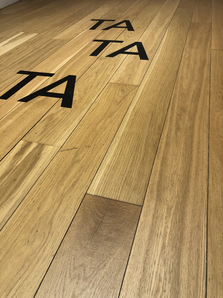 TATATA_info's tweet photo. 🎂5⃣0⃣💙 Parabéns á @EASD_Lugo por 50 anos de talento educando en #arte e #deseño

A mostra que celebra o aniversario acolle traballos de profesionais do ámbito artístico que se formaron neste centro, e nós temos o noso oco baixo o nome "TA TA TA, un soño feito realidade!" https://t.co/hjQ86iyVXa